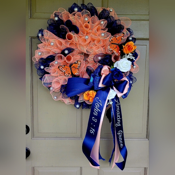 New Amazing Grace Wreath - Picture 1 of 5